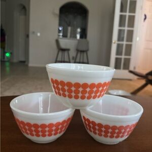 3 Vintage Pyrex Orange Polka Dot Small 1.5 Pint Nesting Mixing Bowl #401
